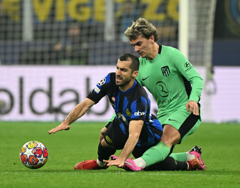 在足球比赛 在足球比赛