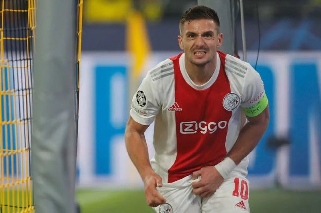 层正积极评 层正积极评